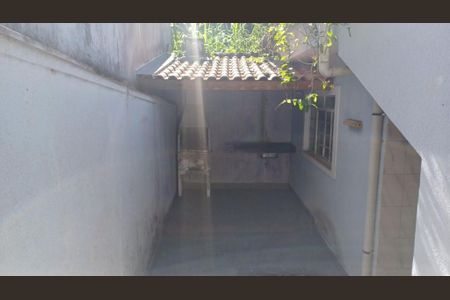 Casa à venda com 108m², 2 quartos e 2 vagas