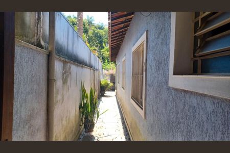 Casa à venda com 108m², 2 quartos e 2 vagas
