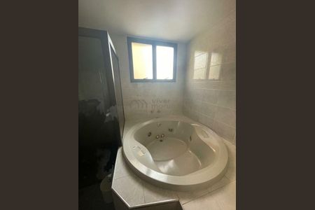 Apartamento à venda com 232m², 4 quartos e 4 vagas