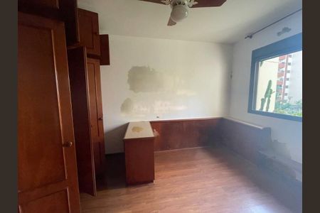 Apartamento à venda com 232m², 4 quartos e 4 vagas