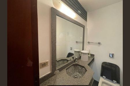 Apartamento à venda com 232m², 4 quartos e 4 vagas