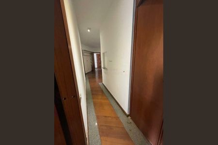 Apartamento à venda com 232m², 4 quartos e 4 vagas