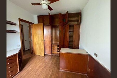 Apartamento à venda com 232m², 4 quartos e 4 vagas