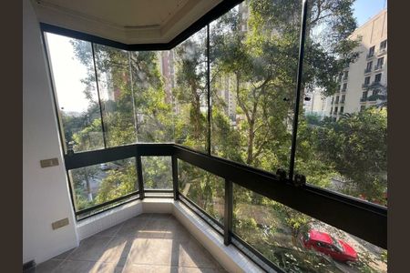 Apartamento à venda com 232m², 4 quartos e 4 vagas