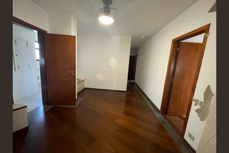 Apartamento à venda com 232m², 4 quartos e 4 vagas
