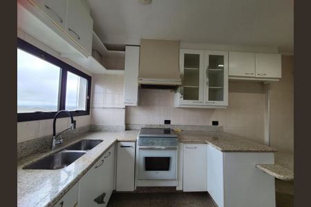 Apartamento à venda com 228m², 4 quartos e 3 vagas