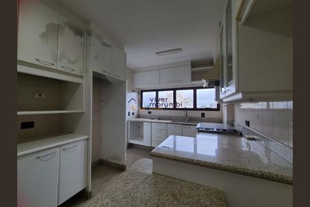 Apartamento à venda com 228m², 4 quartos e 3 vagas