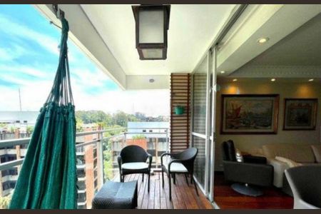 Apartamento à venda com 170m², 4 quartos e 3 vagas