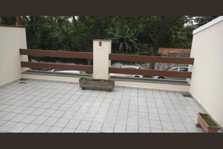 Casa à venda com 197m², 3 quartos e 4 vagas