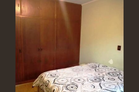 Casa à venda com 197m², 3 quartos e 4 vagas