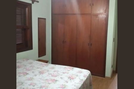 Casa à venda com 197m², 3 quartos e 4 vagas
