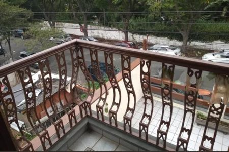 Casa à venda com 197m², 3 quartos e 4 vagas