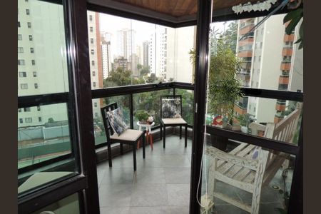 Apartamento à venda com 160m², 3 quartos e 3 vagas