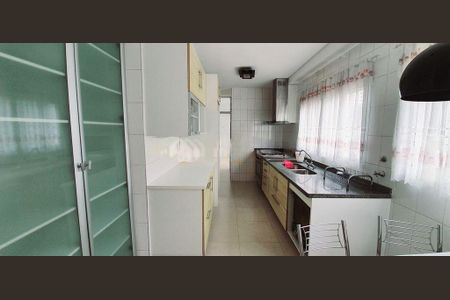 Apartamento à venda com 173m², 3 quartos e 3 vagas