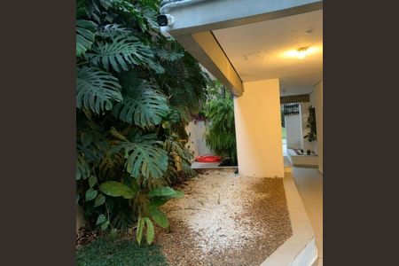 Apartamento à venda com 107m², 2 quartos e 2 vagas