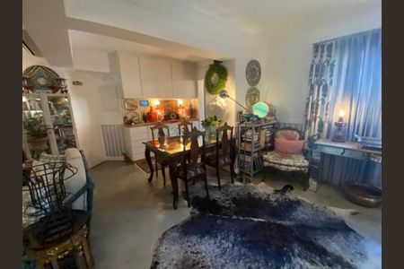 Apartamento à venda com 107m², 2 quartos e 2 vagas