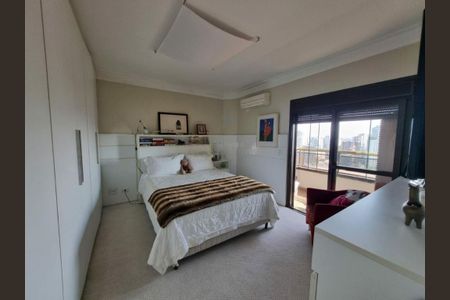 Apartamento à venda com 250m², 4 quartos e 4 vagas