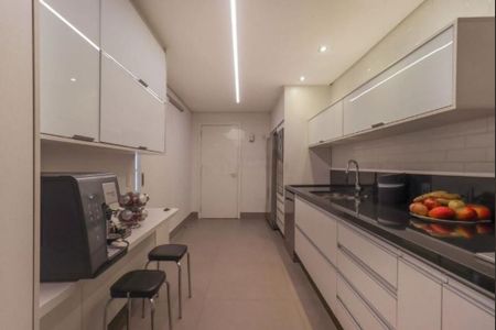 Apartamento à venda com 191m², 3 quartos e 4 vagas