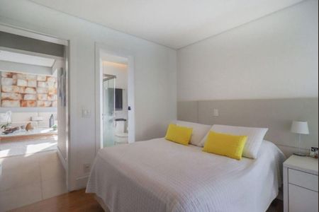 Apartamento à venda com 191m², 3 quartos e 4 vagas