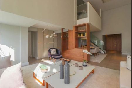 Apartamento à venda com 191m², 3 quartos e 4 vagas