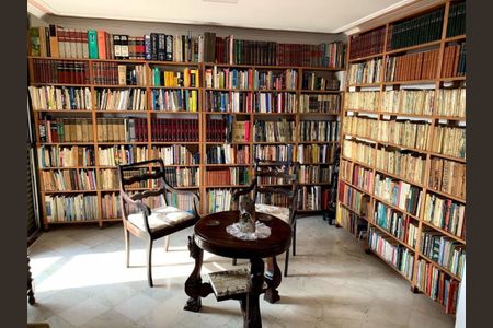 Apartamento à venda com 160m², 3 quartos e 2 vagas