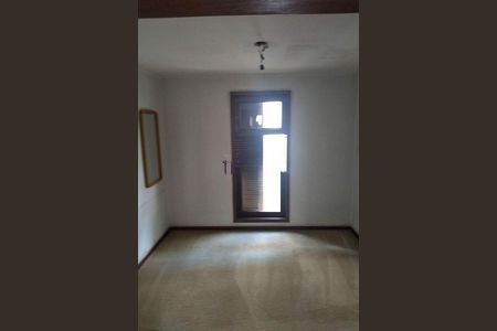 Casa à venda com 223m², 5 quartos e 4 vagas