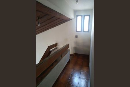 Casa à venda com 223m², 5 quartos e 4 vagas