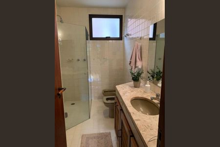 Apartamento à venda com 243m², 4 quartos e 3 vagas