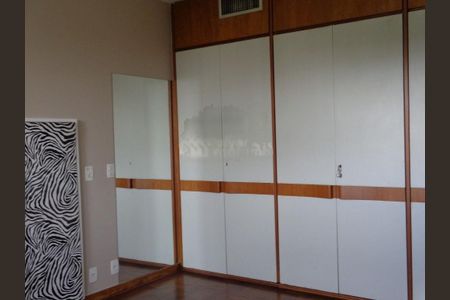Apartamento à venda com 300m², 4 quartos e 3 vagas