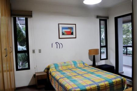 Apartamento à venda com 156m², 4 quartos e 3 vagas