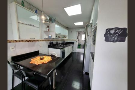 Apartamento à venda com 177m², 3 quartos e 4 vagas