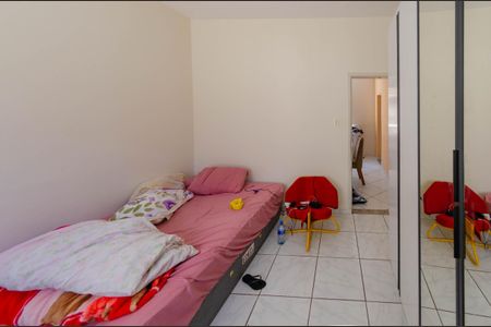 Casa à venda com 360m², 3 quartos e 4 vagas Casa à venda com 360m², 3 quartos e 4 vagasQuarto 2