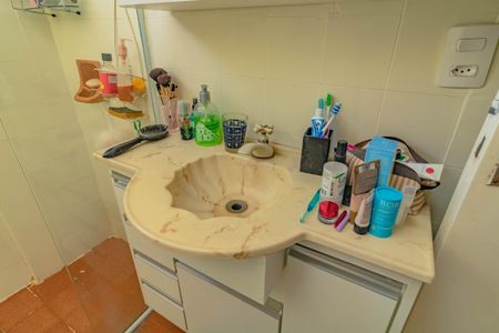 Apartamento à venda com 63m², 2 quartos e 1 vaga Apartamento à venda com 63m², 2 quartos e 1 vagaBanheiro