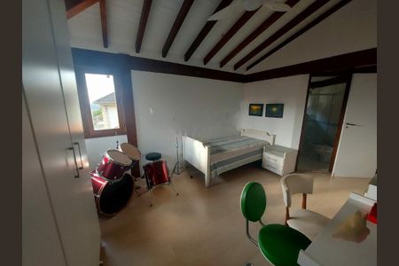 Casa à venda com 292m², 3 quartos e 4 vagas