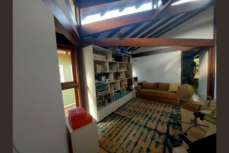 Casa à venda com 292m², 3 quartos e 4 vagas