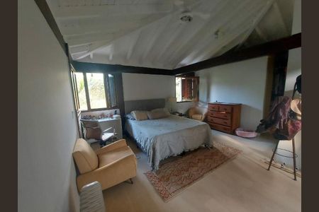 Casa à venda com 292m², 3 quartos e 4 vagas