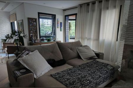 Apartamento para alugar com 140m², 3 quartos e 2 vagas