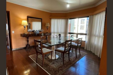 Apartamento à venda com 240m², 3 quartos e 4 vagas