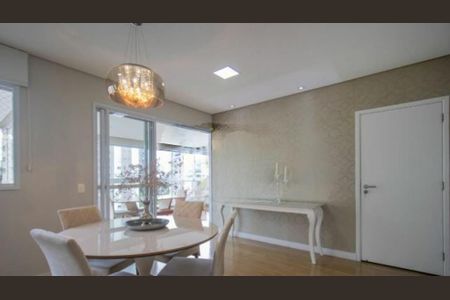 Apartamento à venda com 137m², 3 quartos e 3 vagas