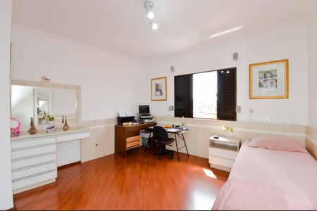 Casa à venda com 250m², 4 quartos e 5 vagasQuarto 1