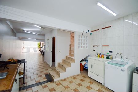 Casa à venda com 250m², 4 quartos e 5 vagasÁrea de Serviço