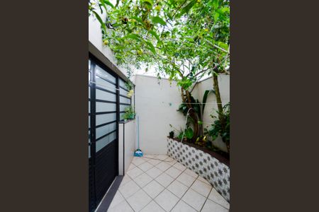 Casa à venda com 250m², 4 quartos e 5 vagasÁrea de Serviço