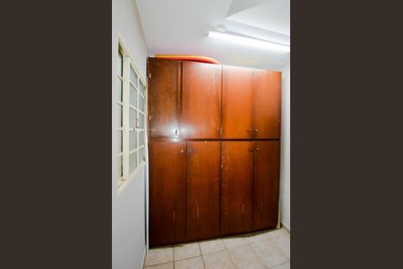 Casa à venda com 250m², 4 quartos e 5 vagasÁrea de Serviço/Quarto de Serviço