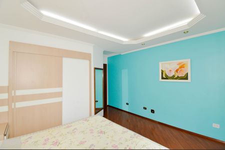 Casa à venda com 250m², 4 quartos e 5 vagasQuarto 3 - Suíte