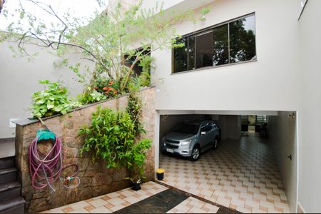 Casa à venda com 250m², 4 quartos e 5 vagasGaragem