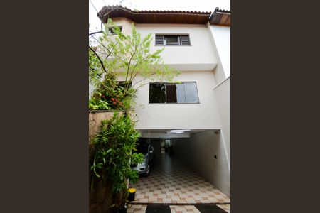 Casa à venda com 250m², 4 quartos e 5 vagasFachada