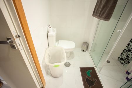 Apartamento à venda com 347m², 4 quartos e 3 vagas Apartamento à venda com 347m², 4 quartos e 3 vagasBANHEIRO QUARTO 1