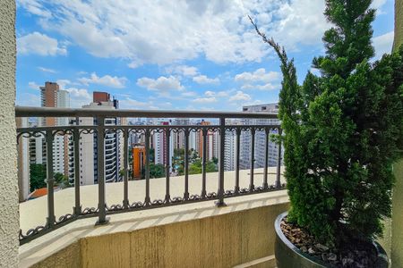 Apartamento à venda com 127m², 2 quartos e 3 vagasVaranda Quarto 2