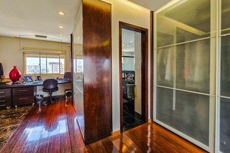 Apartamento à venda com 127m², 2 quartos e 3 vagasQuarto 2