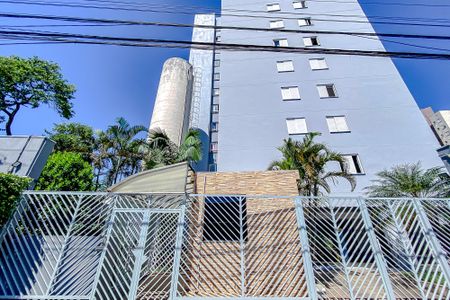 Apartamento à venda com 56m², 2 quartos e 1 vagaFachada